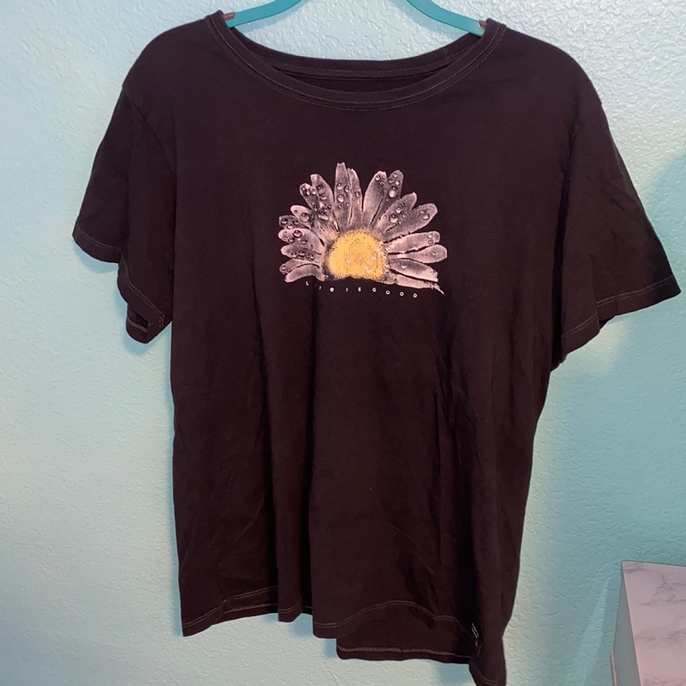 Black sunflower tee shirt